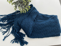 H&M tirkizni šal /TOTALNA ČISTKA