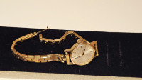 Ženski antikni sat Omega Geneve 14K zlato