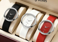 ŽENSKI BIJELI,CRNI I CRVENI SAT - NOVO