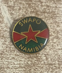 SWAPO NAMIBIJA - VEĆA ZNAČKA NA POPREČNU IGLU