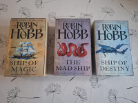 Robin Hobb The Lifeship Traders triologija
