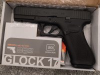 Glock 17 Gen5 4,5mm BB CO2 blow back