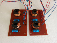 Iskra trostazne skretnice, cca 30 W pri 4 Ohma, ispravne