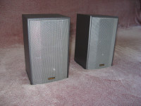 hifi zvučnici + par zvučnika gratis