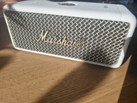 Marshall Emberton bluetooth zvučnik bijeli