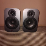 Q Acoustics 3010 (Color: Graphite)