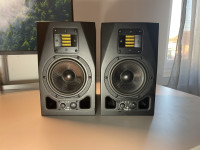 Zvučnici Adam A5X par studijskih monitora (prilika, pročitati opis)