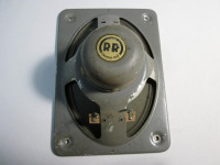 ZVUČNIK IZ LAMPAŠA  RR340 4OMA 3W OSIJEK )