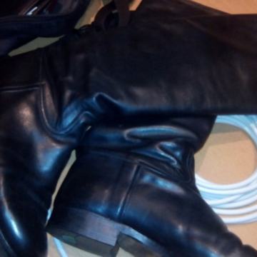 Muške čizme sa visokom sarom