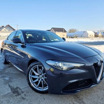 ALFA ROMEO GIULIA  2.2JTDm DNA-145 tkm-V+M.SERVIS-REG 12/2026-KAO NOVA