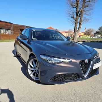 ALFA ROMEO GIULIA  2.2JTDm-180ks DNA-145tkm-V+M.SERVIS-REG 12/2026-TOP
