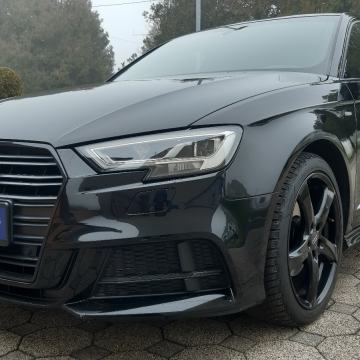 Audi A3 1.6.TDI-S LINE-SPORT-1.VLASNICA-SERVISNA LED-JAMSTVO-NOVE GUME
