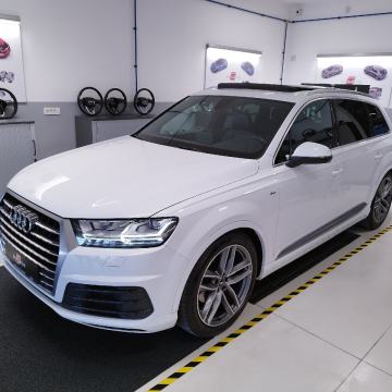 Audi Q7 4M 3,0 V6 TDI quattro Tiptronic *** S-line *** NOVI MOTOR ***