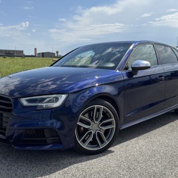 Audi S3 2.0 TFSI S-TRONIC QUATTRO