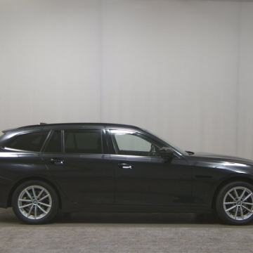 BMW 320d Touring automatik • AHK • HUD