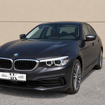BMW 530e automatik 252 KS | koža | full led | ACC | premium jamstvo