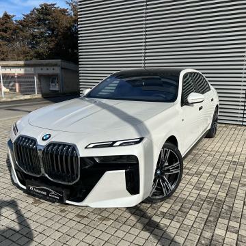 BMW 740xd • 2024 • M Sport •Sky •Kino Tv •B&W• Iconic•21” •18 000 km•