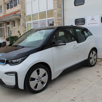 BMW i3 120 A/h 2022, 28000 km, tvornička garancija na bateriju do 2030