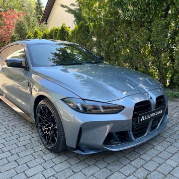 BMW M4 Competition • Coupe • xDrive