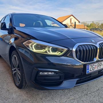 BMW serija 1 118d*Automatik*Sport Line*Panorama*Full LED*Navigacija*
