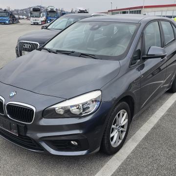 BMW serija 2 Automatik 218d top stanje
