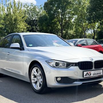 BMW serija 3 318d  *NAVI*  *Bi-Xenon*  *Kamera*  *Jamstvo*