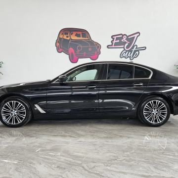 BMW serija 5 520d Sport-Line Led Ambient ALU-18 NAVI LIMUZINA