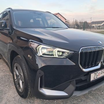 BMW X1sDrive18d*Automatik*Widescreen*Kamera*Comfort access*Adaptiv LED