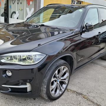 BMW X5 xDrive30d automatik, koža, kuka, panorama, head-up display...