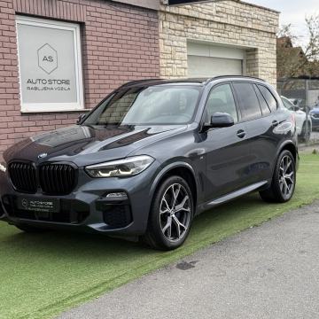 BMW X5 xDrive30dA M sport•JAMSTVO 12 MJ.• 7 SJEDALA, U PDV-u