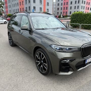 BMW X7 xDrive40d (može zamjena za radove i građevinski materijal)