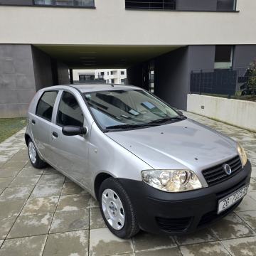 Fiat Punto 1,2 Reg1god,Servo+City,Muzika,Nove gume odlican Kredit-Zamj
