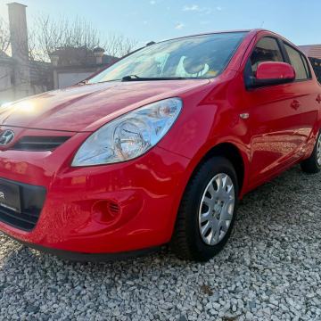 Hyundai i20 1,2 benzin 2010 godina