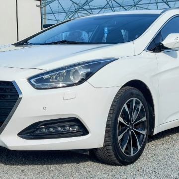 Hyundai i40 1,7crdi AUTOMATIK//NAVIGACIJA//zamjena za kombi//