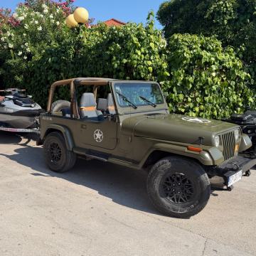 Jeep Wrangler 4,0 YJ SAHARA