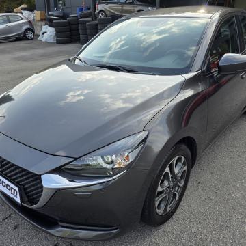Mazda 2 /2021 GOD BENZIN 38000KM