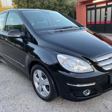Mercedes B 150 Benzin —Mod 2009—150tkm—REG.GOD.DANA—NAVI—2xPDC—ALU—NOV