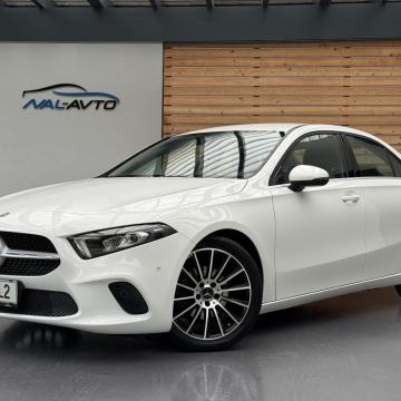 Mercedes-Benz A-klasa 180 AMG Line Aut. LED-KAMERA-LANE ASSIST- 18 COL