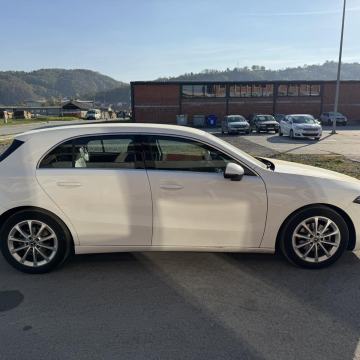 Mercedes-Benz A-klasa 180