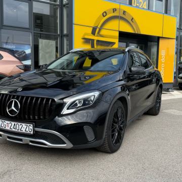 Mercedes-Benz GLA 200 Automatik 115kw
