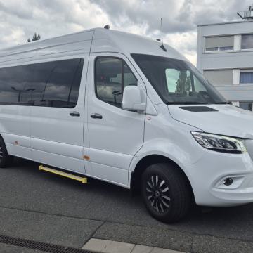 Mercedes-Benz Sprinter 319 VIP 7+1+1 Automatik