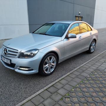 Mercedes C-klasa 180 CDI **AUTOMATIK**AVANTGARDE**SERVISNA**KAO NOV !
