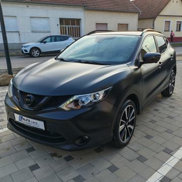 Nissan Qashqai 1,2 Mat crni