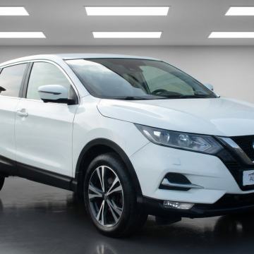 Nissan Qashqai 1,3 DIG-T 160 N- CONECTA SAMO 80000 KM KAO NOV