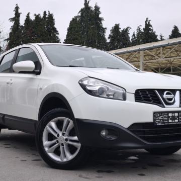 Nissan Qashqai 1,5 dCi 152000KM 6 BRZINA PARKING SENZORI TEMPOMAT KUKA