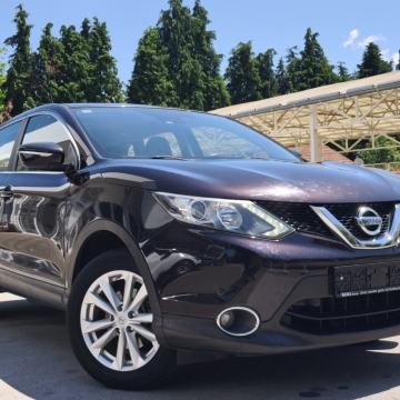 Nissan Qashqai 1,5 dCi 6 BRZINA NAVI PARK SENZORI I KAMERA LED KUKA
