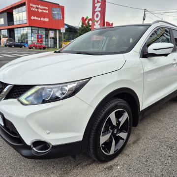 Nissan Qashqai 1,5 dCi N-CONNECTA PANO KAMERA 360° KEYLESS *GARANCIJA*