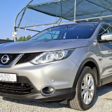 Nissan Qashqai 1,6 dCi 130ks //135.800 km servisna knjiga//NAVI//