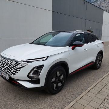 OMODA 5 *PREMIUM*1,6 T-GDI *AUTOMATIK *NOVO VOZILO**DOSTUPNO ODMAH**