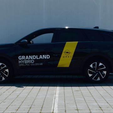 OPEL GRANDLAND MHEV